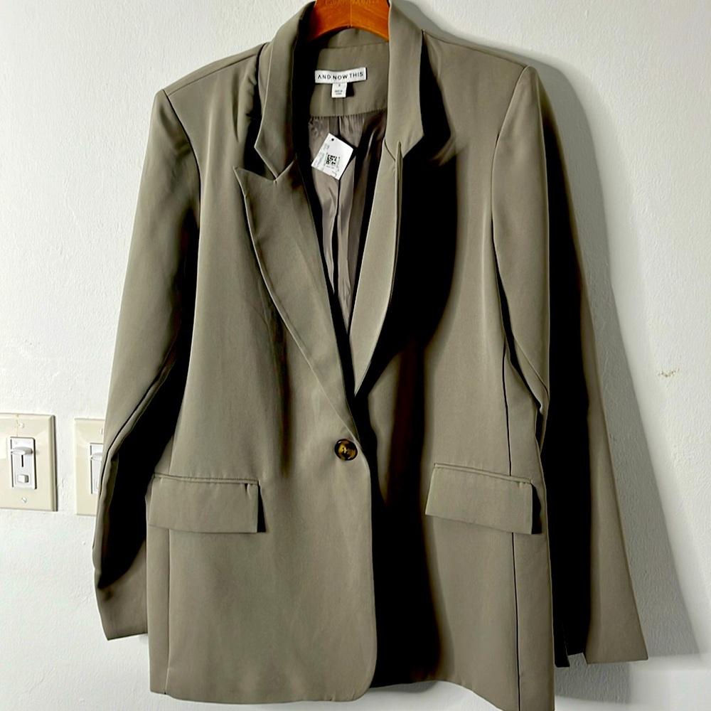 NWT And Now This Gray / Mauve Blazer size S